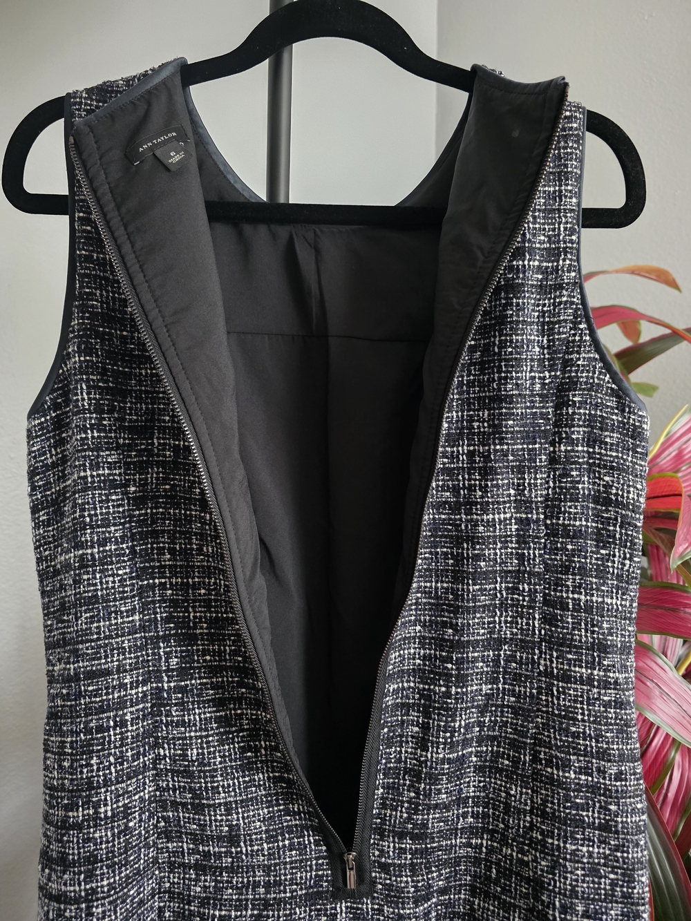2x1 BOGO Ann Taylor Tweed Sheath Dress Faux Leather Trim Zip Pockets Size6 Black - Picture 8 of 11